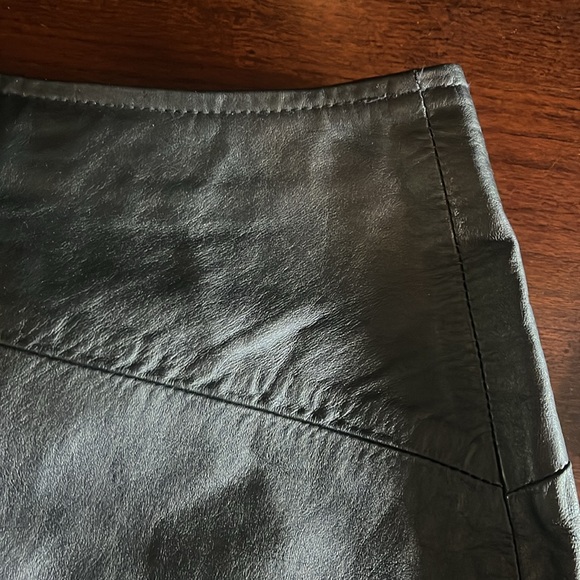 Vintage Limited Express 100% Leather Black Pencil Skirt. Size 9. - Picture 3 of 10
